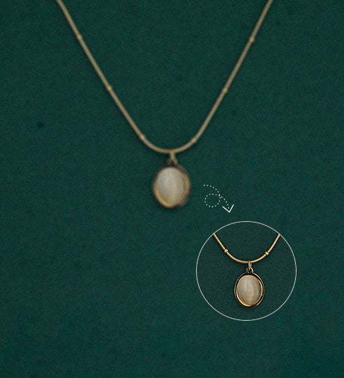 Classic Oval Moonstone Pendant Necklace – Zevaae Jewels