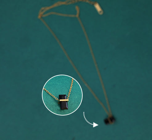 Minimal Black Stone Pendant Necklace – Gold Plated Artificial Jewellery