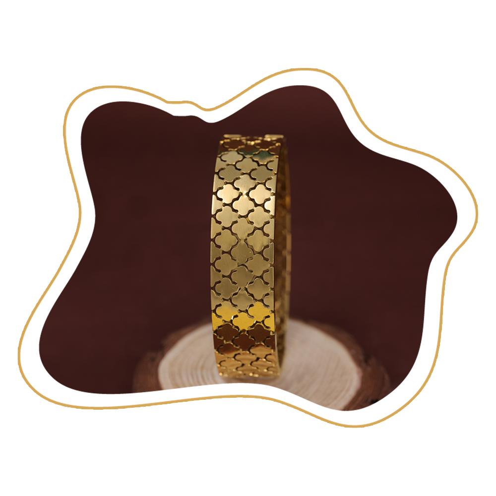 Elegant Patterned Gold Bracelet – Zevaae Jewels