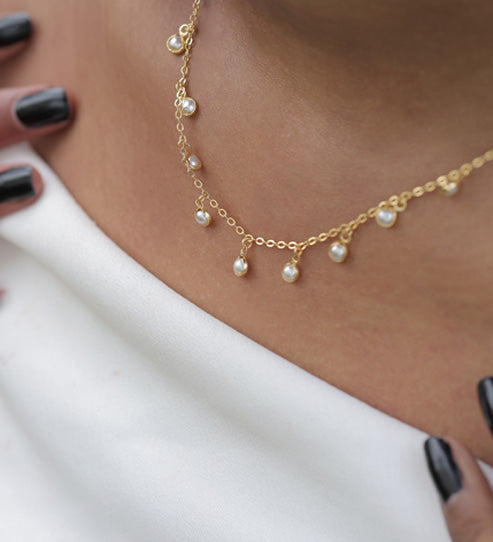 Pearl Drop Chain Necklace – Minimal Elegance