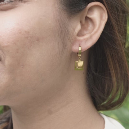 Elegant Gold Square Drop Earrings